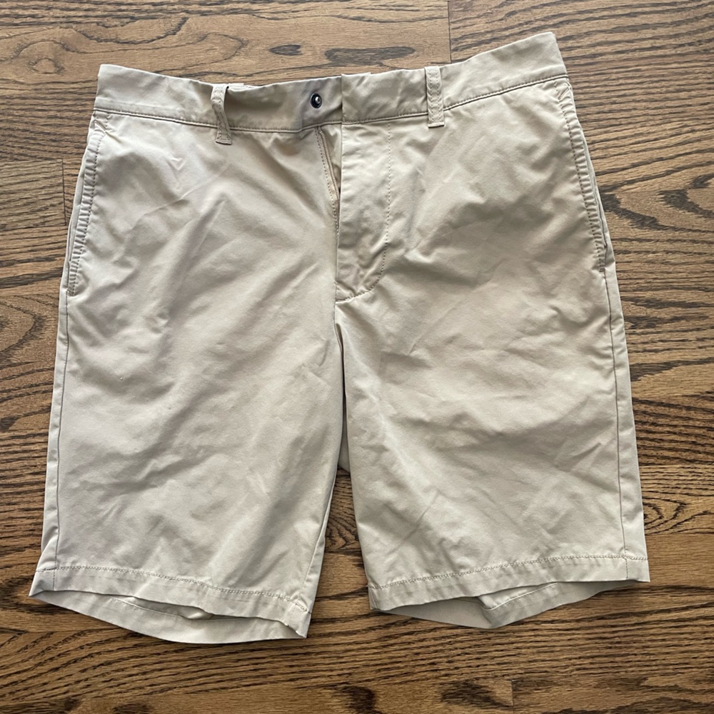 J Crew tan men’s shorts 9 inch size 29